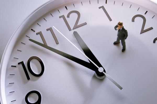 8 цагт ажил амжуулж байгаа шалтгаан